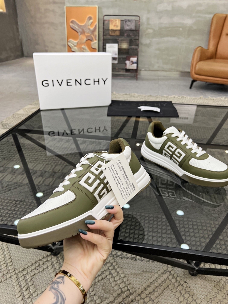 Givenchy Sneakers